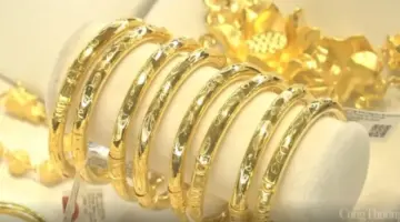 سعر الذهب في نيو أغلى بحوالي 30 مليون دونغ فيتنامي من السعر العالمي للأونصة.